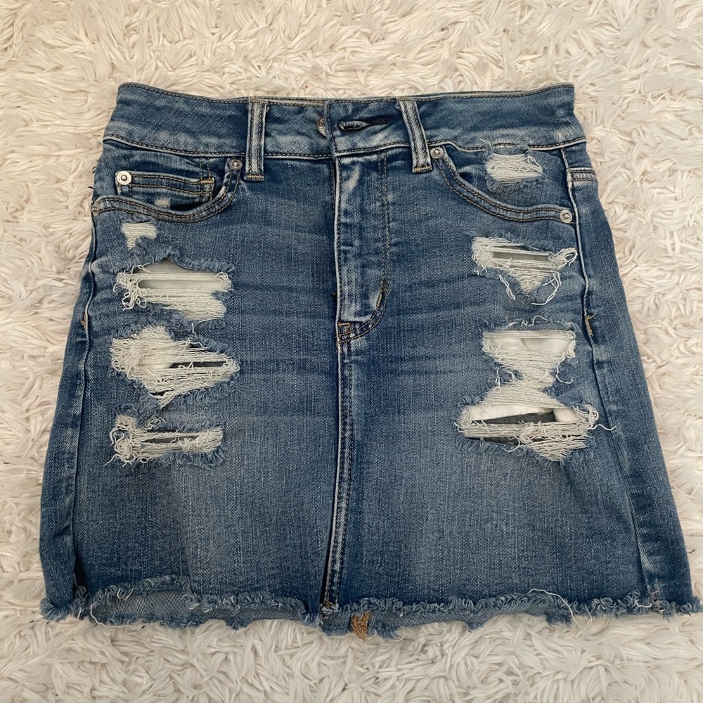 American Eagle Outfitters Distressed Blue Denim Skirt with Pockets